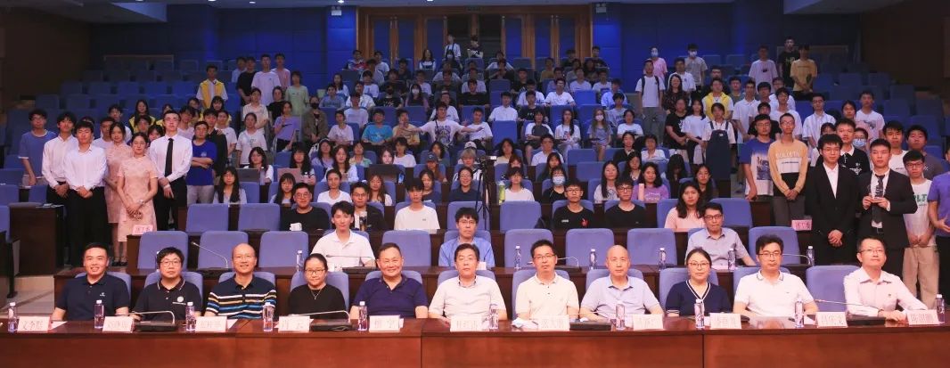 第五届“suncitygroup太阳集团杯”大学生科技创新大赛圆满闭幕! The 5th "LONGTEC Cup" College Student Science and Technology Innovation Competition has come to a successful conclusion!