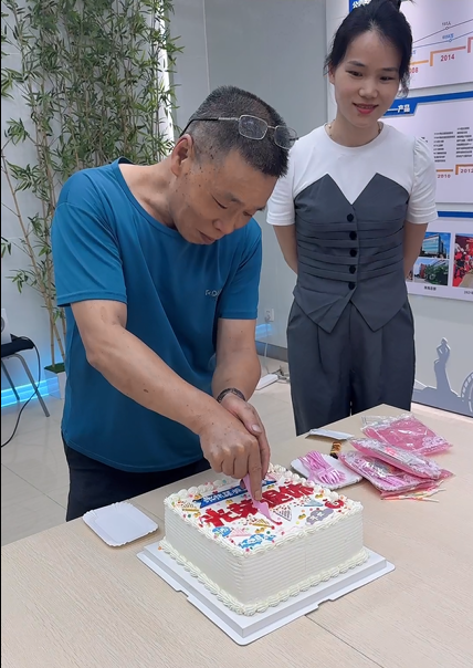 Modao Sangyu Evening for Xia Shang Full Sky | 2024 LONGTEC Retired Employee Farewell Party Modao Sangyu Evening for Xia Shang Full Sky | 2024 LONGTEC Retired Employee Farewell Party