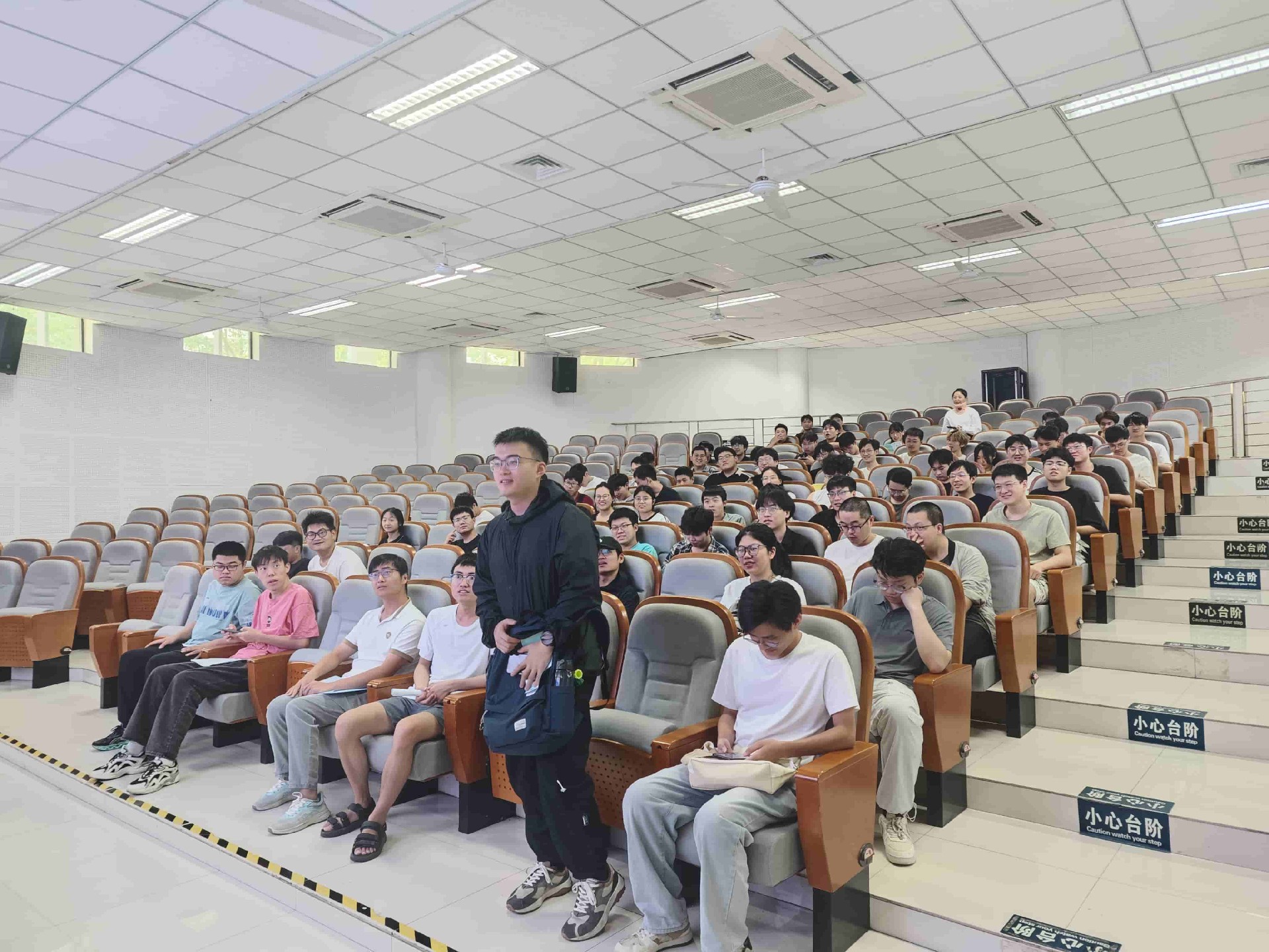 suncitygroup太阳集团智造2025届秋招Anhui University Lecture圆满进行 LONGTEC Intelligent Manufacturing's 2025 Autumn Recruitment Anhui University Lecture was succes